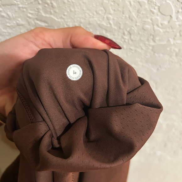 Lululemon zoned in tight 27” - Picture 6 of 8